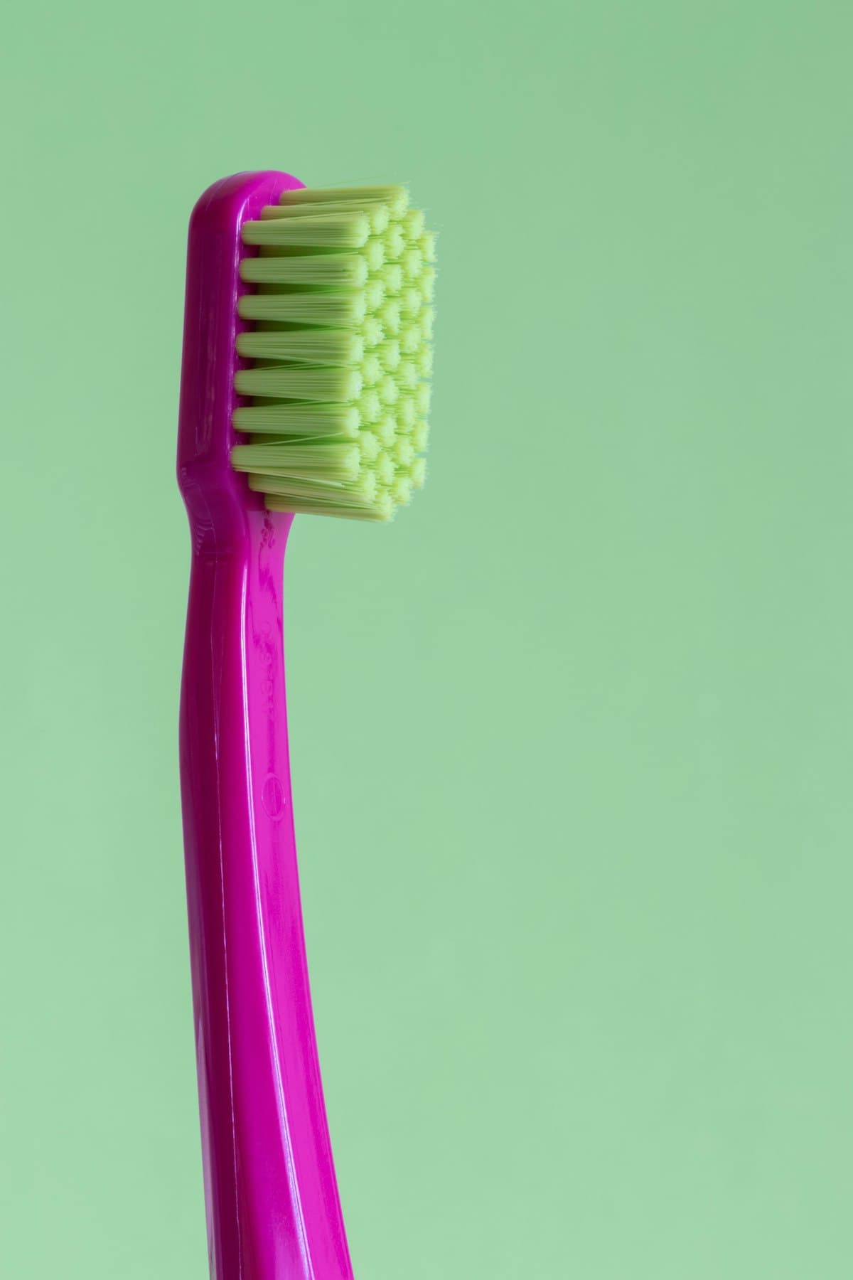 Bruxismo: ranger os dentes à noite — causas e tratamento