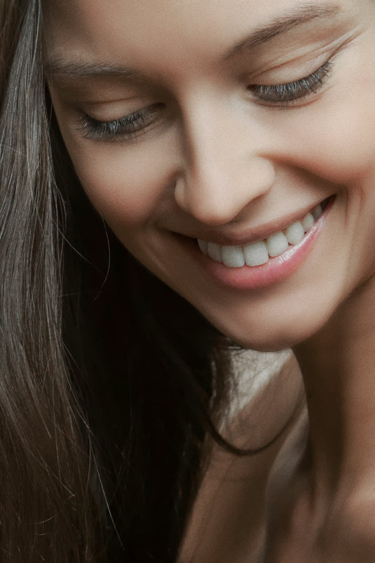 Lente de contato dental: o que é e quando é indicada