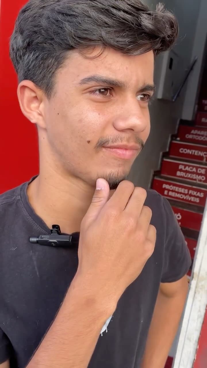 AS VOZES PEDINDO PARA EU IR NO DENTISTA!! Qualidade, ética e cuidado em cada detalhe. A @d