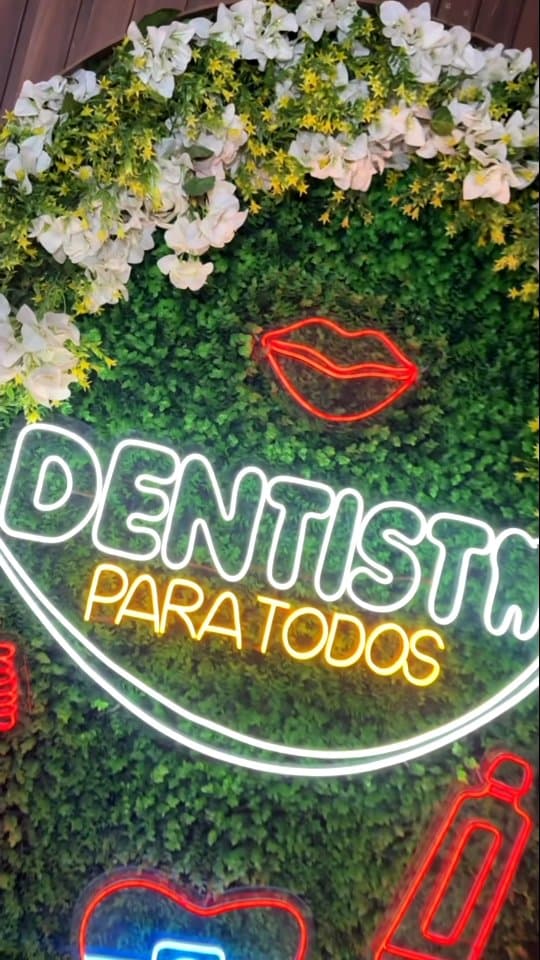 Seu sorriso merece cuidado, atenção e excelência! 🦷✨ Na clínica @dentistaparatodosjua , c